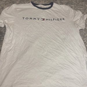 Tommy Hilfiger tee